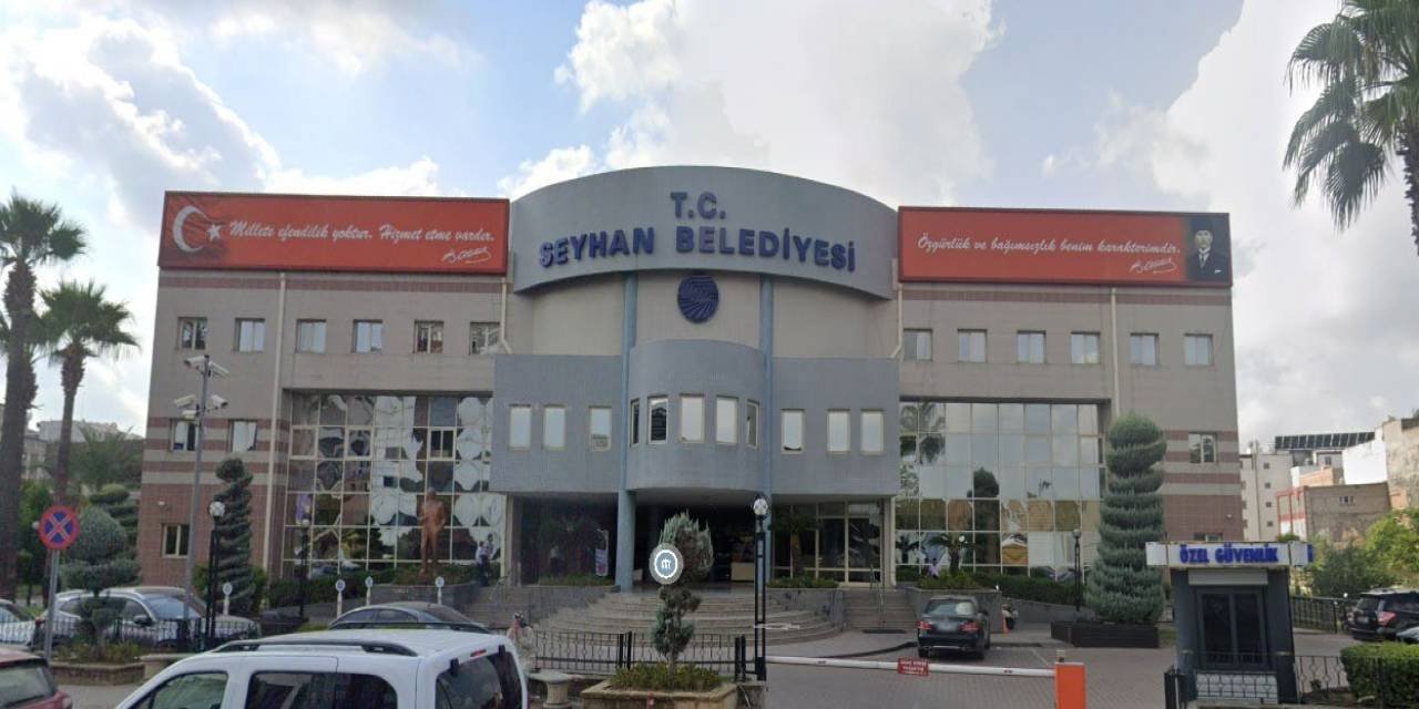 Adana'nın 2 belediyesinde gözaltı şoku
