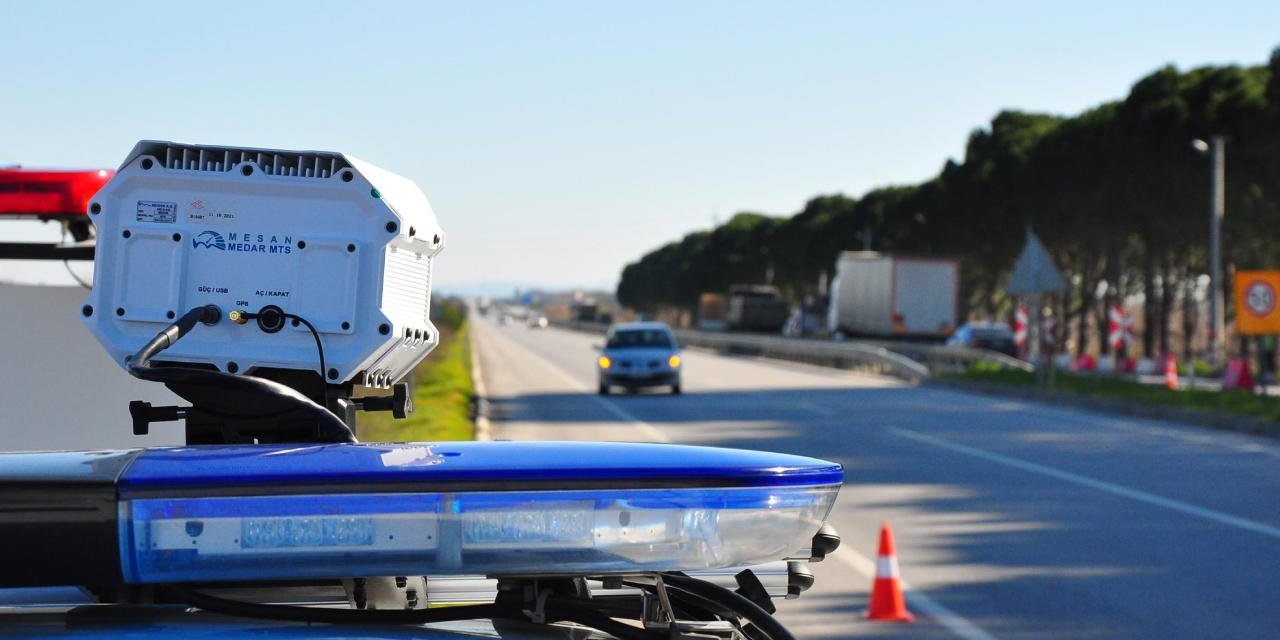 Kurban Bayramı'nda trafik ihlali yapan yandı!  Cezalar yapay zeka destekli mobil radar ile saliseler içinde e-Devlette