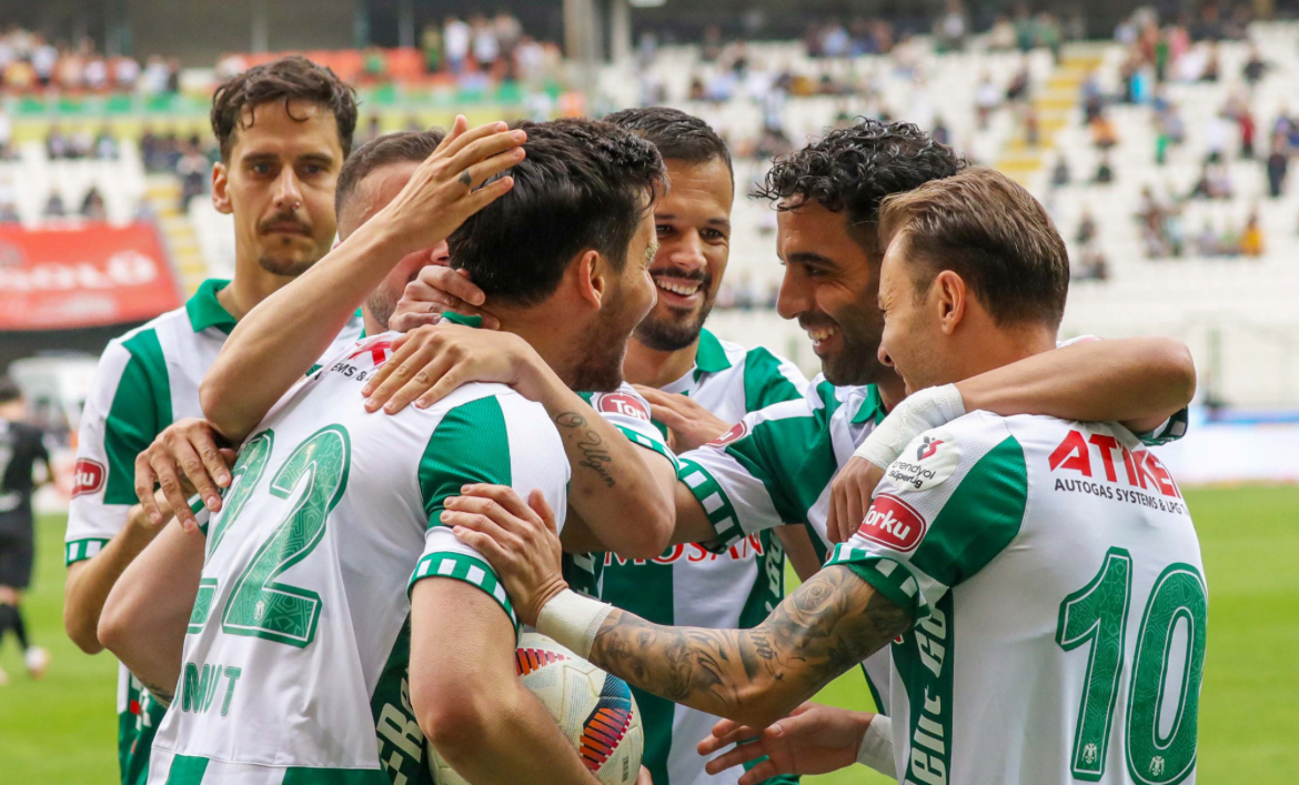 Konyaspor’un Fenerbahçe maçı ilk 11’i belli oldu! Sürpriz tercihler