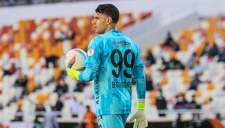 Konyaspor’a ilk bonservis müjdesi! Başarılı oyuncu 1. Lig yolunda