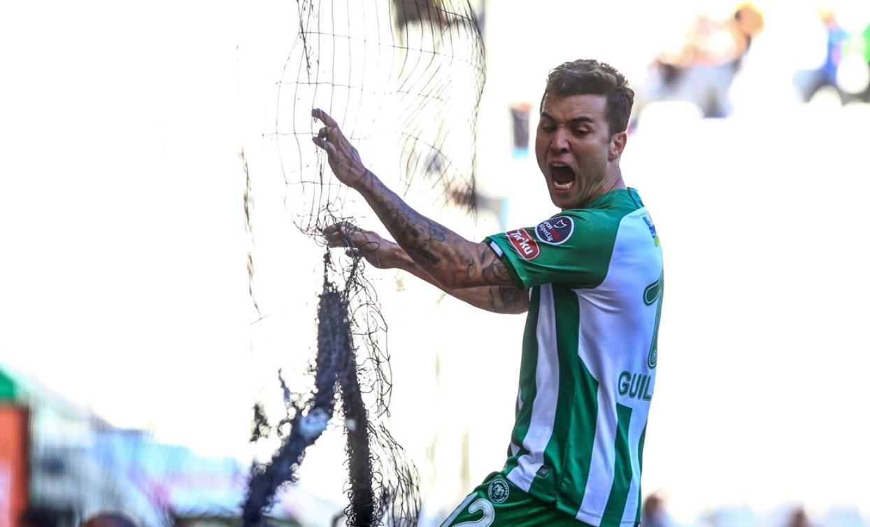 Konyaspor’un sol kanadı parlıyor. Guilherme, hücumda ve savunmada lider