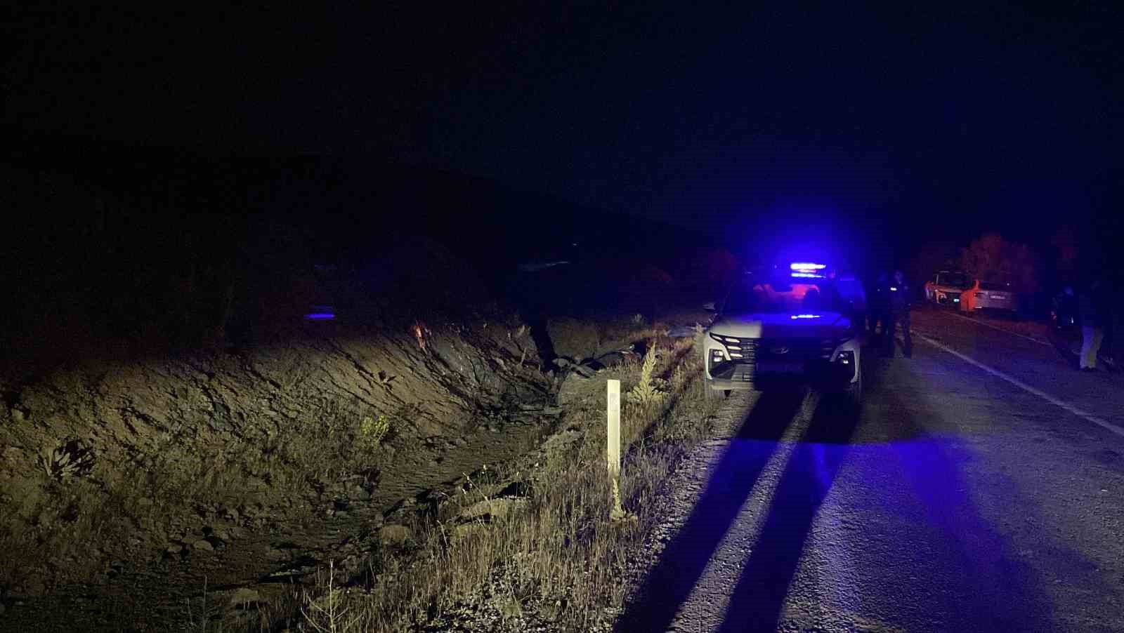 Konya'da acı kaza. Motosiklet şarampole uçtu ölü ve yaralı var