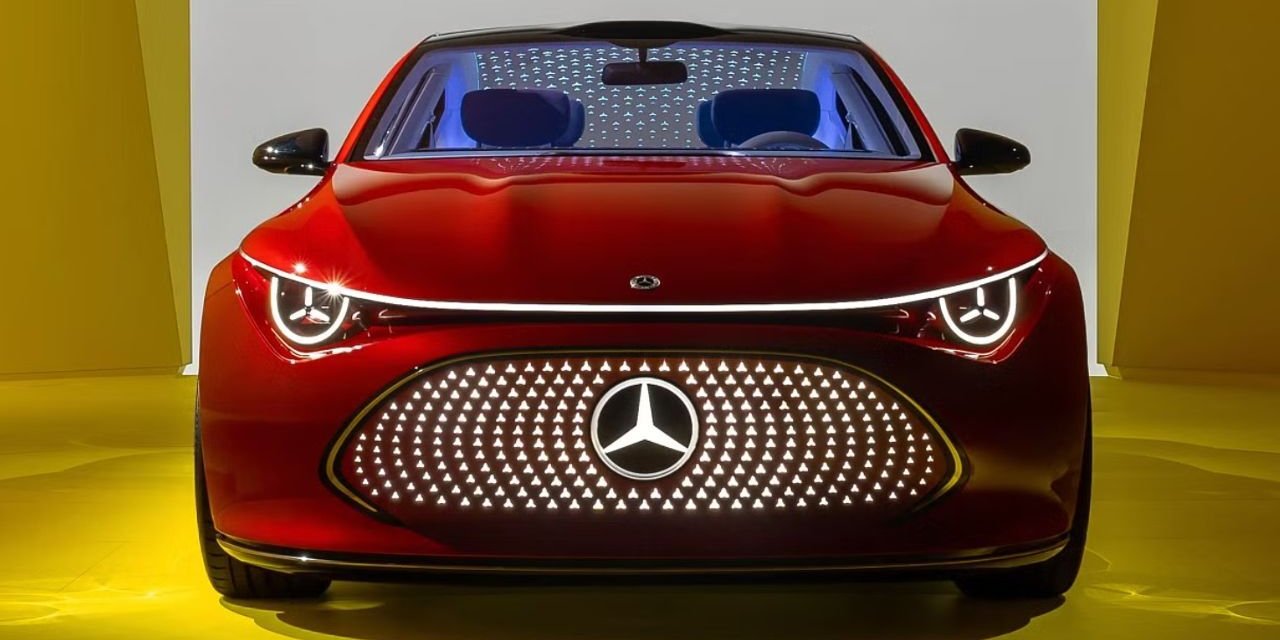 Alman otomobil devi kararını verdi: Lüks model otomobiller artık tamamen elektrikli olacak