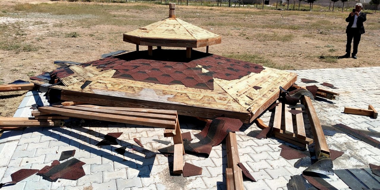 Konya'nın park magandalarına belediye başkanı öfke kustu. Bunu yapan alçaktır