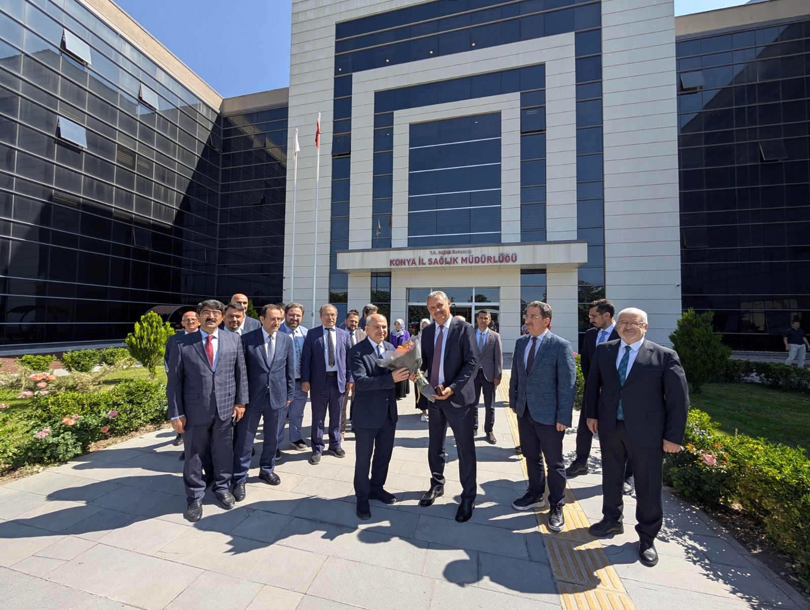 Konya'da 9 yıllık görev devredildi. Şehrin sağlığı artık Dr. Yavuz'a emanet