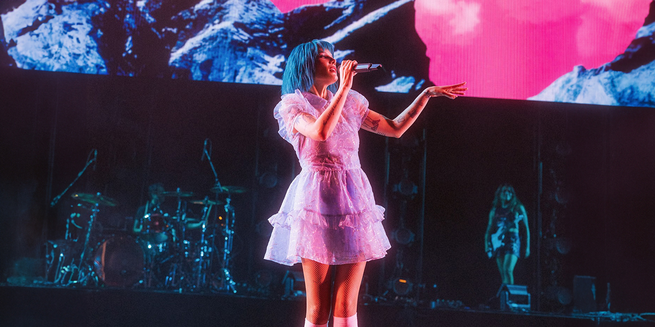 Halsey İkinci Kez İstanbul’da: Festival Park Sahnesinde Unutulmaz Bir Gece