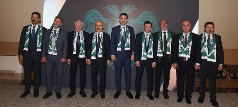 Konyaspor yönetiminden Bakan Kurum’a ziyaret