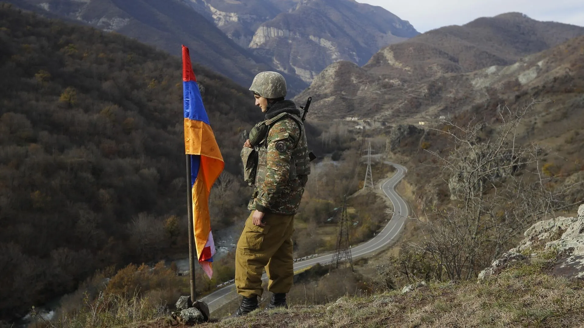 Ermenistan'da FETÖ modeli darbe hazırlığı son anda engellendi