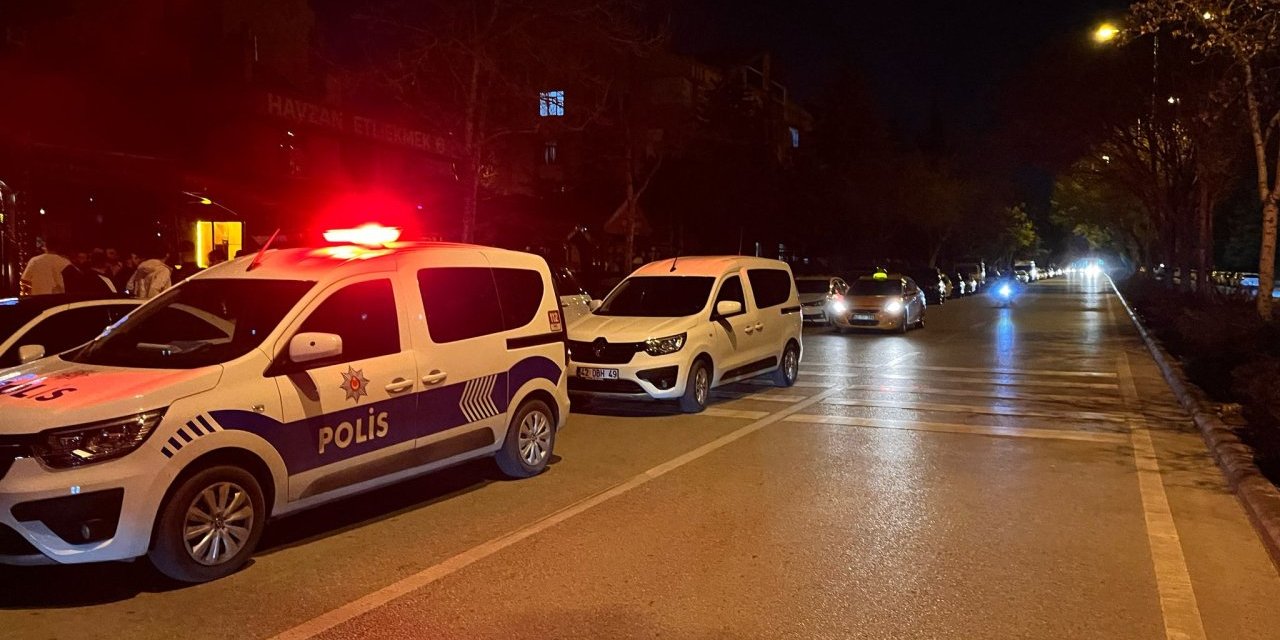 Konya'nın bu mahallesi uyku ve huzura hasret kaldı. Kafeler sokağı olarak biliniyor