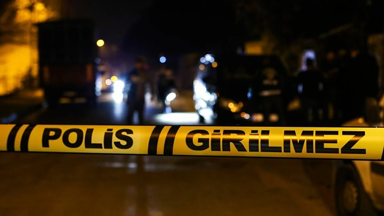 Konya'da gece saatlerinde silahlar konuştu. Sağlık kuruluşuna kurşun yağdırdılar