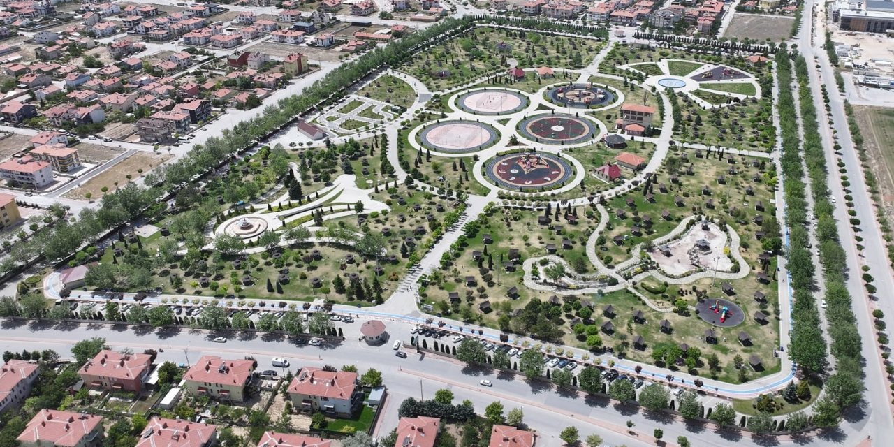 Karatay'ın park ve bahçeleri hafta sonlarının vazgeçilmezi oldu