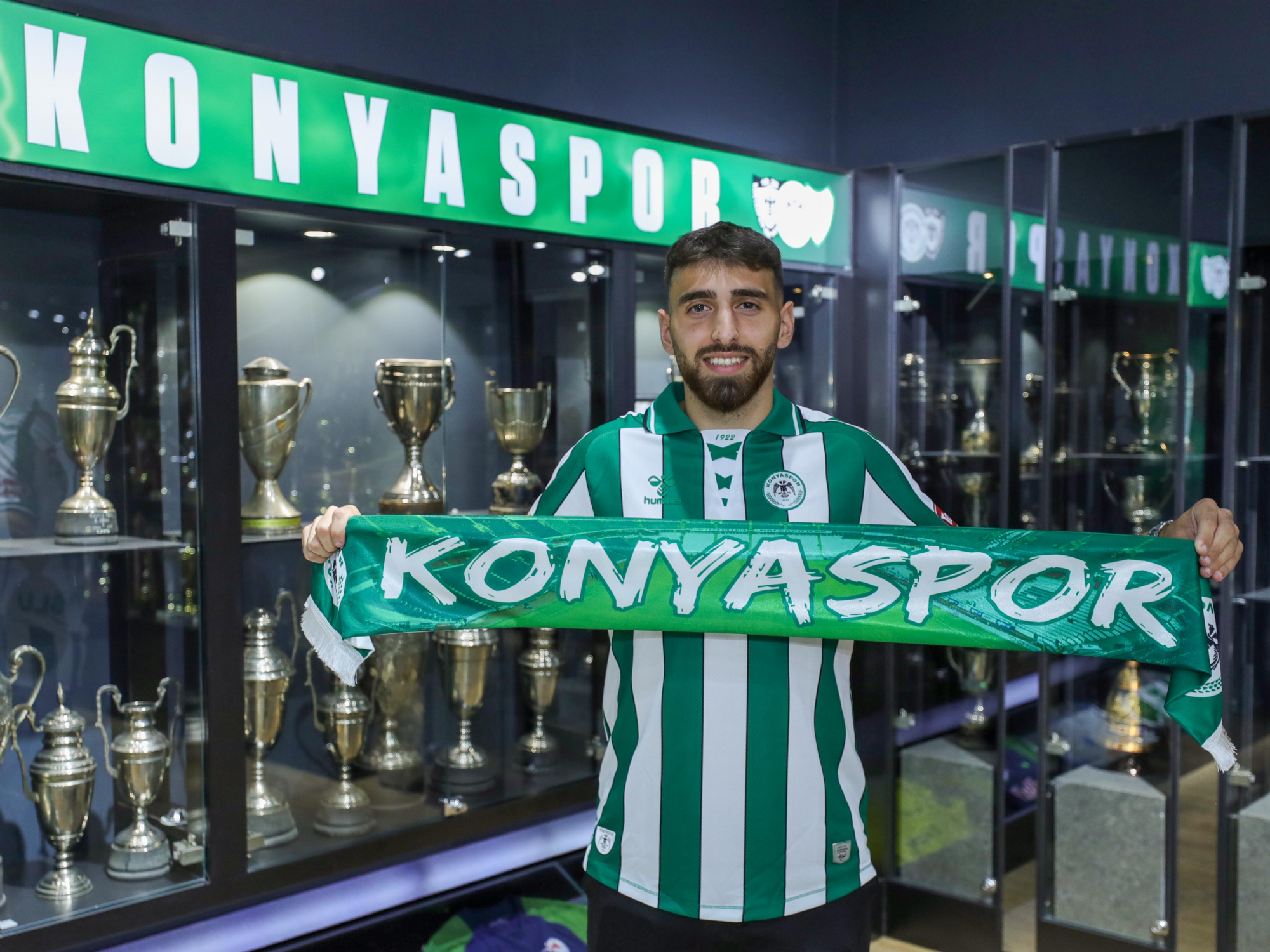 Konyaspor Mücahit İbrahimoğlu‘nu resmen açıkladı! İşte sözleşme süresi