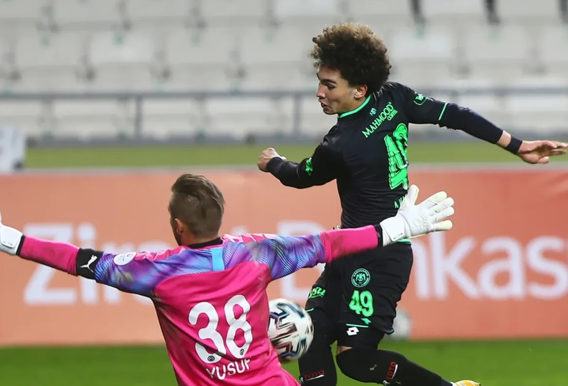 Konyaspor’da bir ayrılık daha gerçekleşti! Sosyal medya hesabından duyurdu