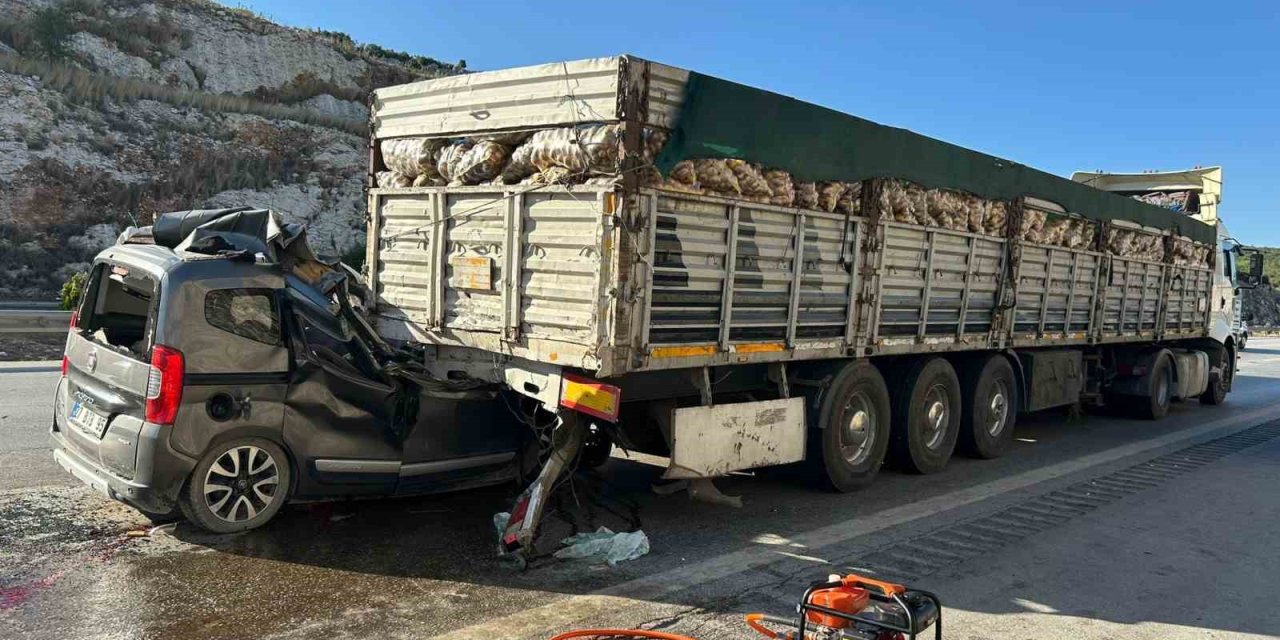 Konya'da yaşayan aile trafik kazası kurban oldu: 5 ölü