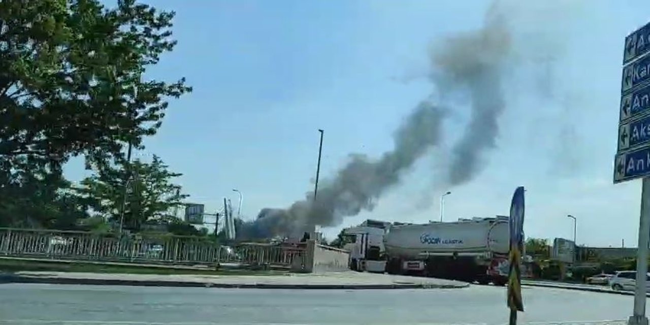 Konya'nın en büyük sanayisinde yangın paniği