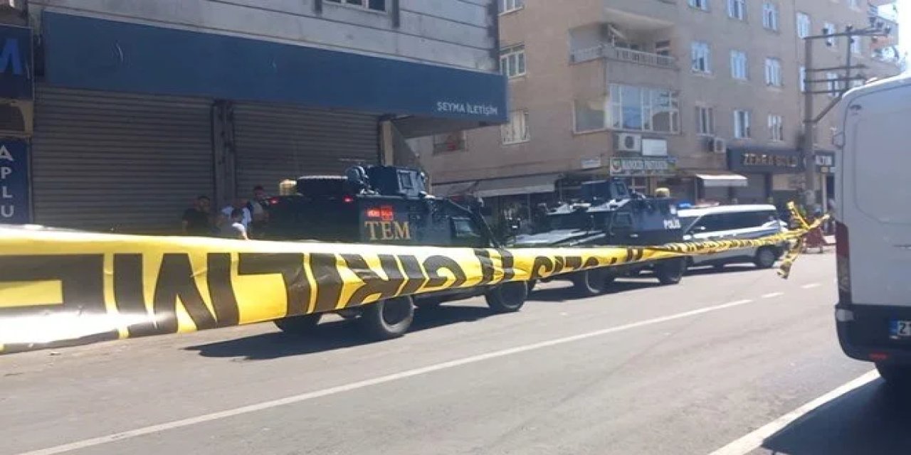 Polise pompalı tüfekle saldırı: 3 polis yaralandı