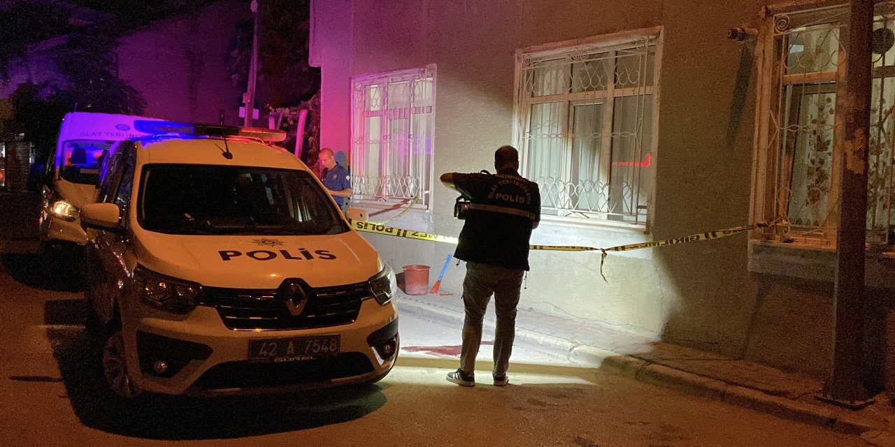 Konya'da 3'üncü kattan düşen çocuk ağır yaralandı