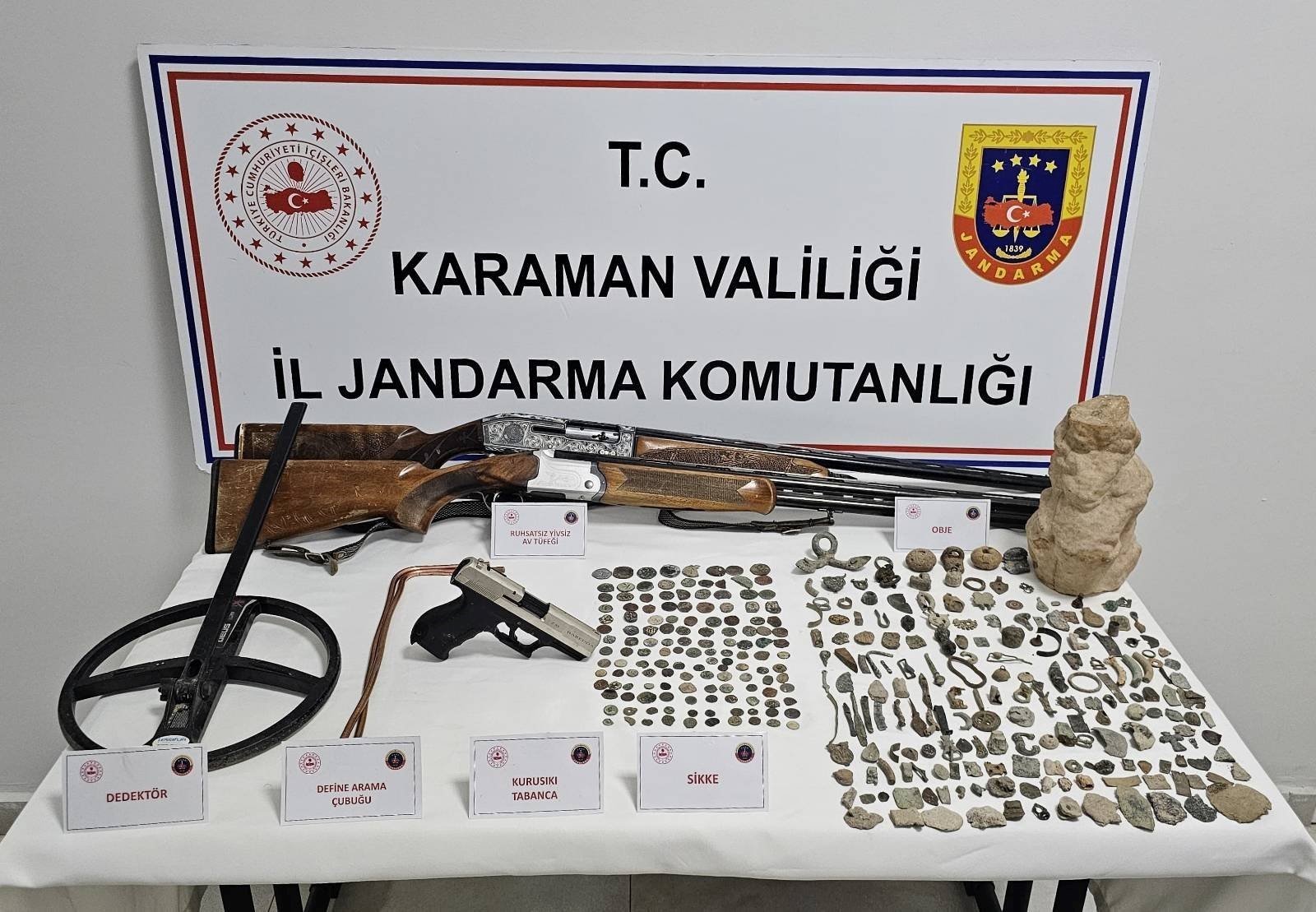 Tarihi eser kaçakçılarına jandarma darbesi