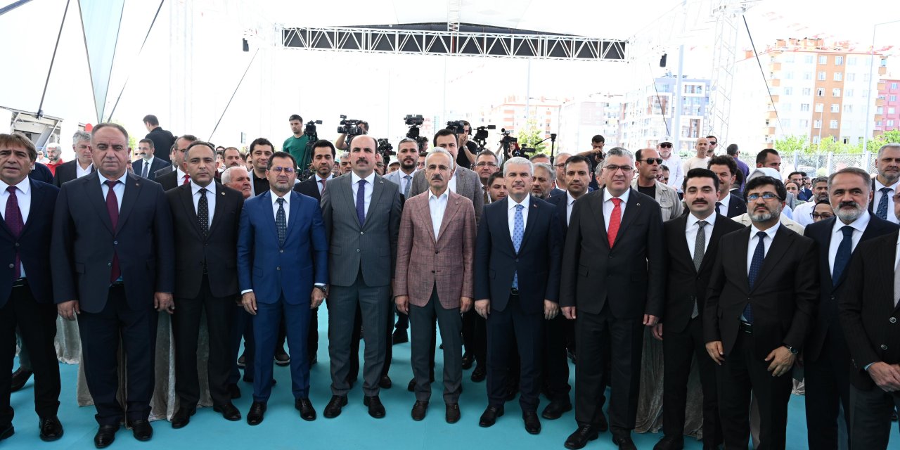 Konya’ya yatırım yağdıran Trabzonlu bakana fahri hemşehrilik verilecek