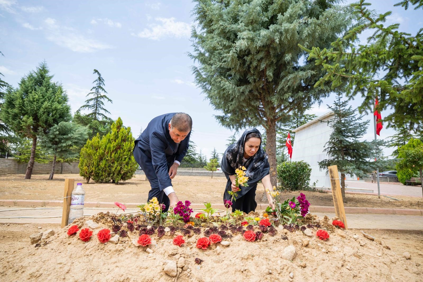 Konyalı orman şehidine İzmir'den vefa ziyareti
