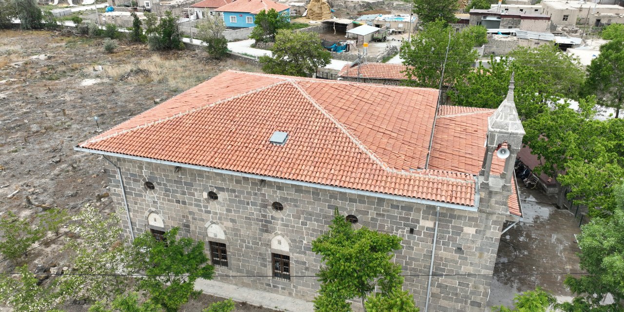 Konya'daki camii lego gibi söküldü, kilometrelerce ötede yeniden kuruldu