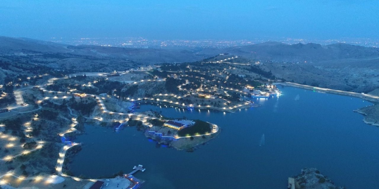 Temmuz ayı Konya'yı yeni fenomen ile tanıştırdı. Tropikal gece 11 kez şehri ziyaret etti