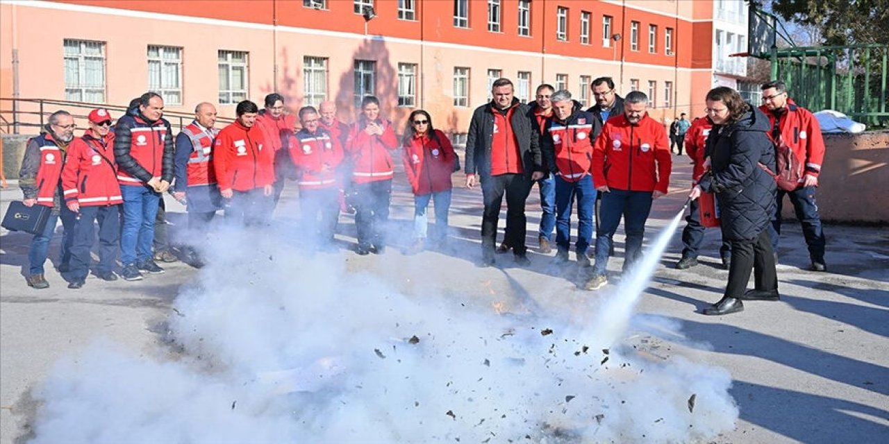 Okullarda yeni uygulama: Öğrenciler afete hazırlanıyor