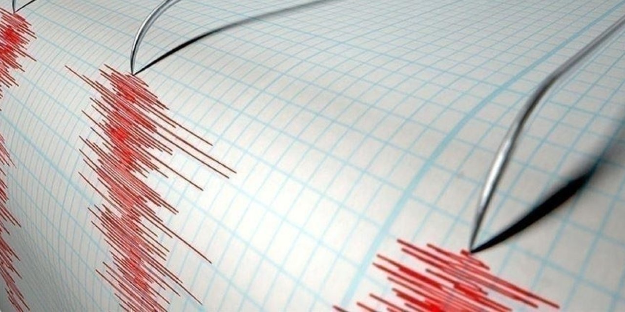 Papua Yeni Gine'de 7,6 büyüklüğünde deprem