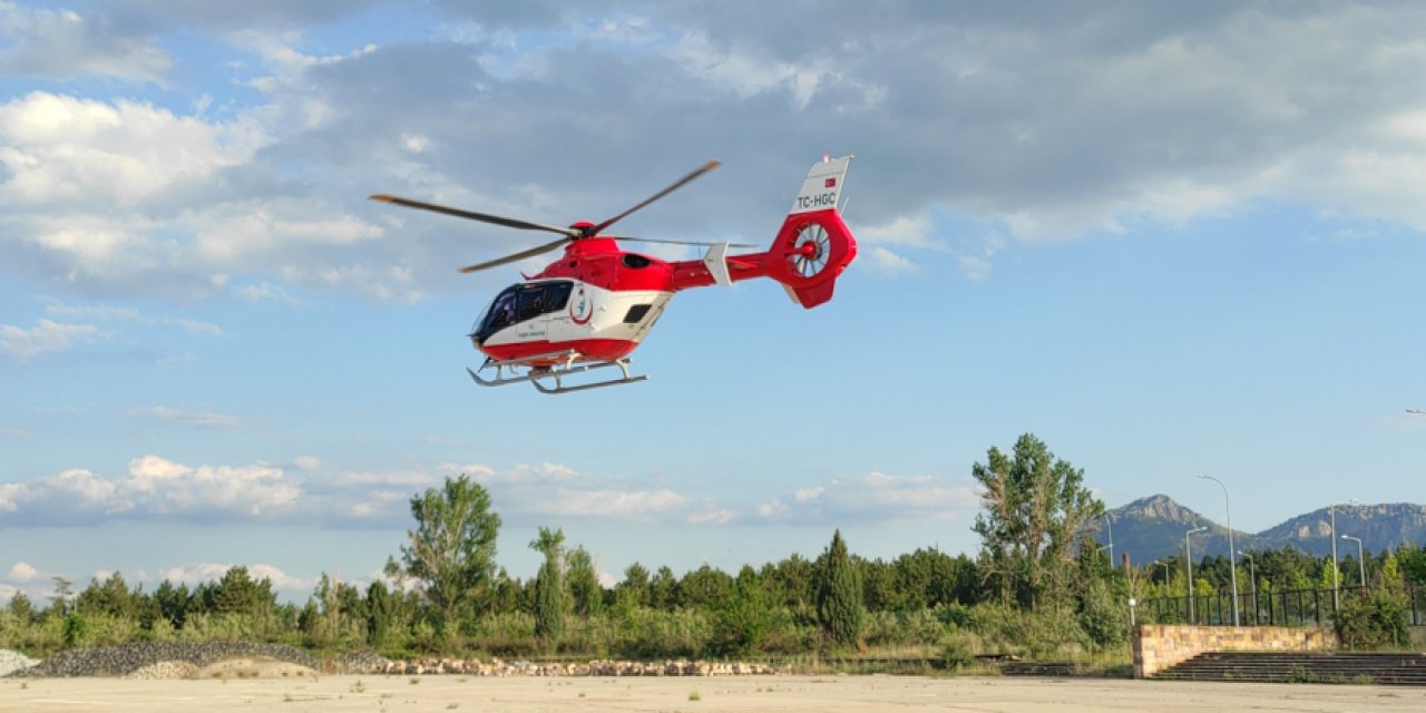 Konya'da dağda fenalaşan kişi ambulans helikopterle hastaneye kaldırıldı