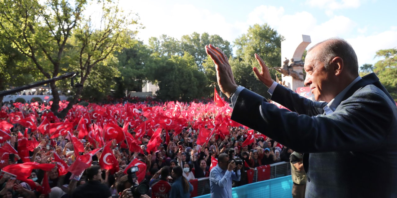 Erdoğan: 15 Temmuz gecesi gördük ki son sözü top, tüfek değil iman belirler