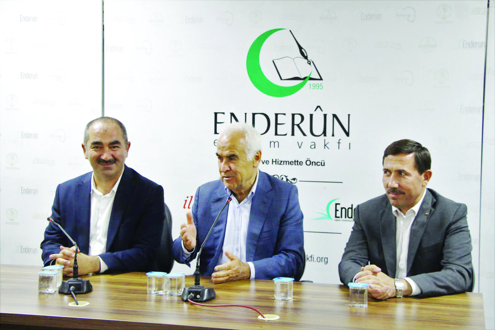 Karatay Heyeti, Enderun Eğitim Vakfı'nda öğrencilerle buluştu