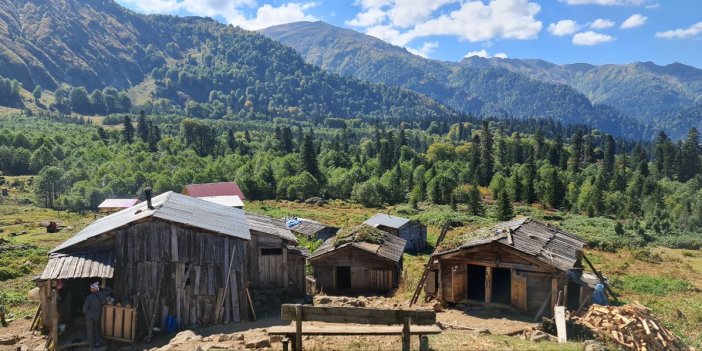 Artvin Macahel sonbahar renklerine bürünmeye başladı