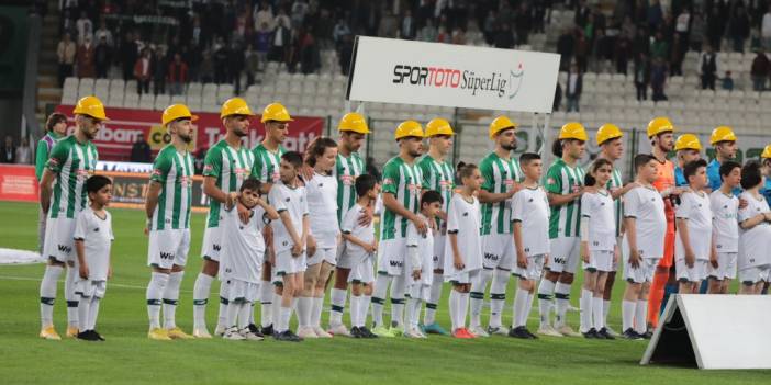 KONYASPOR FIRSAT TEPTİ