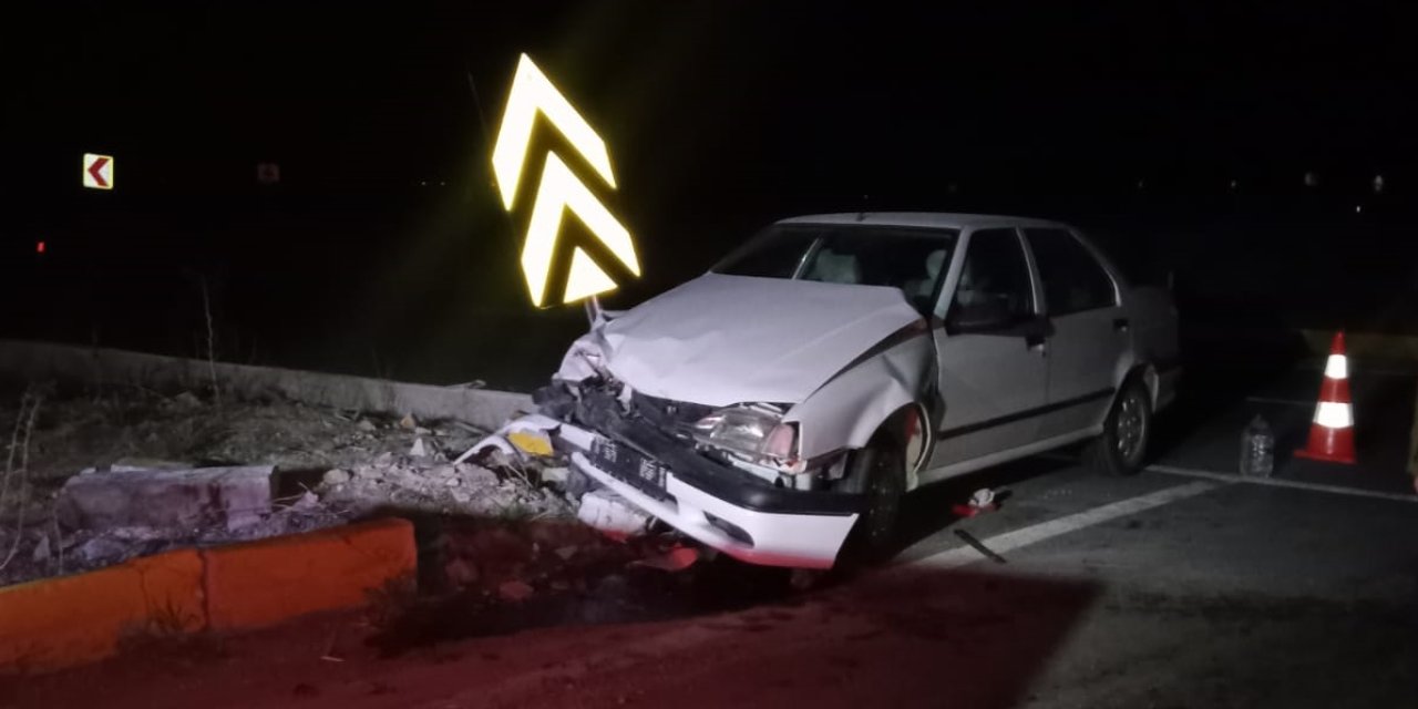 Konya'da kamyonetle otomobil çarpıştı: 8 yaralı