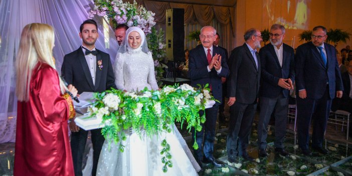 CHP Genel Başkanı Kemal Kılıçdaroğlu, nikah şahidi oldu