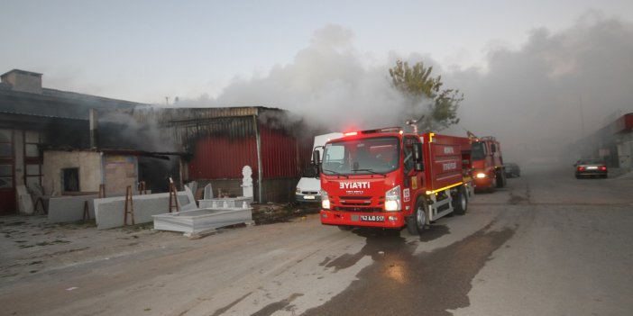 Beyşehir'deki sanayi sitesinde yangın çıktı