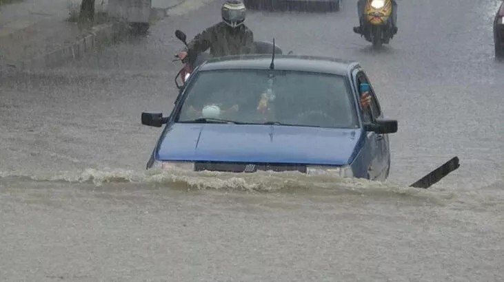 Meteoroloji "turuncu" kodla uyardı. Fırtına ve sağanak yolda!