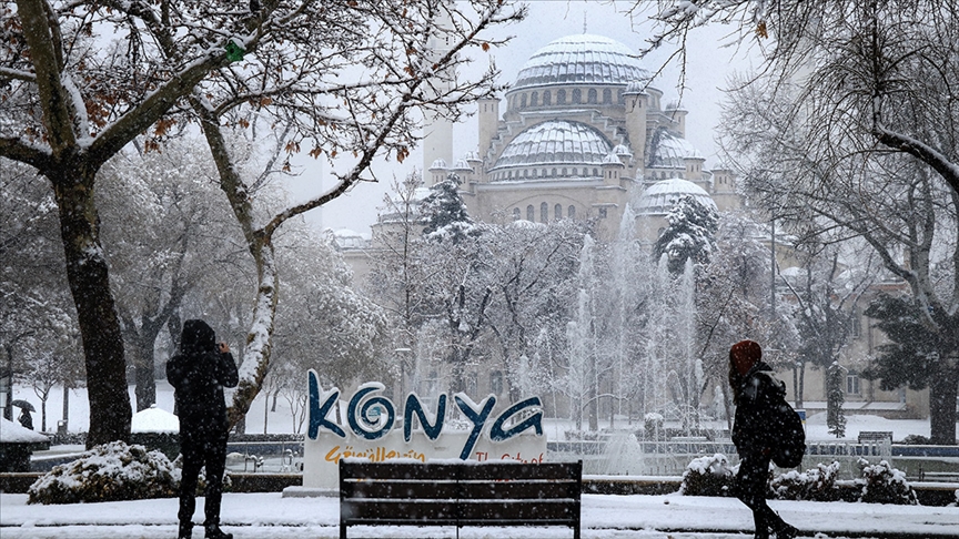 Konya'ya kar geliyor!