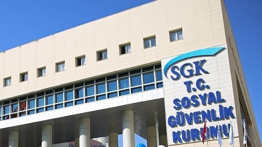 SGK'dan yeşil kartlı depremzedelerin diyaliz tedavilerine ilişkin açıklama