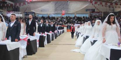 Ya sade nikah, ya da yurtdışı: Türkiye'de düğün yapmak neredeyse imkânsız hale geldi