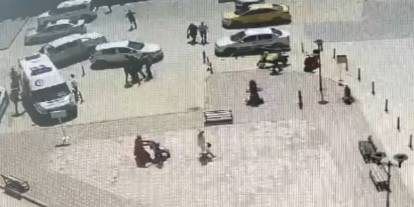Trafikte saldırı için araçtan inen yandı