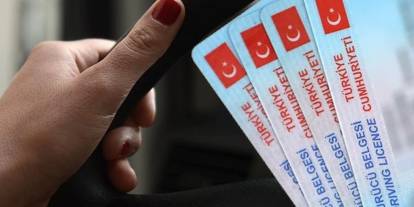 Türkiye'deki 5 milyonu aşkın sürücüyü ilgilendiriyor. Eski tip ehliyette yeni karar