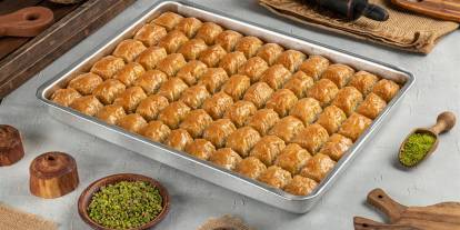 Konya’nın meşhur marketi 108 liradan baklava satacak. Tam 11 şubesi var