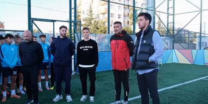 Konyasporlu futbolculardan Selçuklu Belediyespor’a ziyaret!