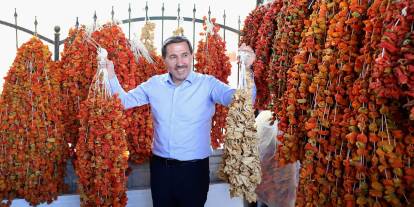 Konya'da Ata mirasına sahip çıkılıyor. Karatay'da tohumlar hayat buluyor