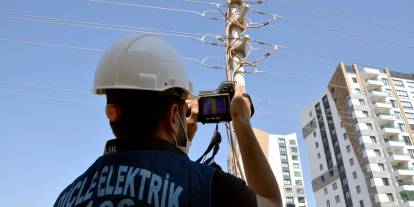 Mardin'de kaçak kontrolüne gelen ekipler linç edilmeye çalışıldı