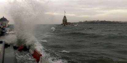 Rumeli Hisarı kaybolan iki kişinin denize düştüğü anlar ortaya çıktı