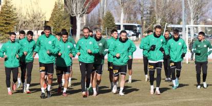 1922 Konyaspor yükselişte. Hedef devre arasına 17 puanla girmek