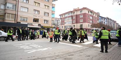 Konya'da öğrencilerin güvenliği üst düzeye çıkacak. Yayabüs uygulaması başladı