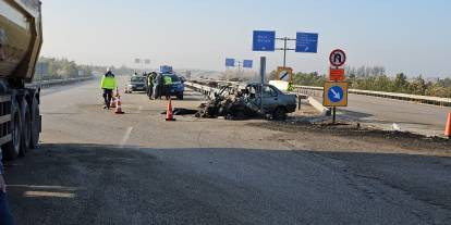 Konya'da buzlanan yol kazaya sebebiyet verdi: Ölü ve yaralı var